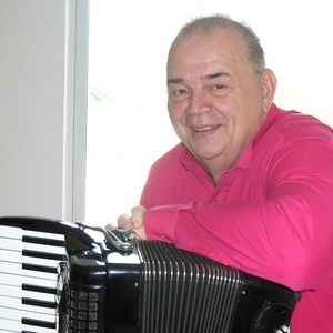 Meet your Posher, Bob